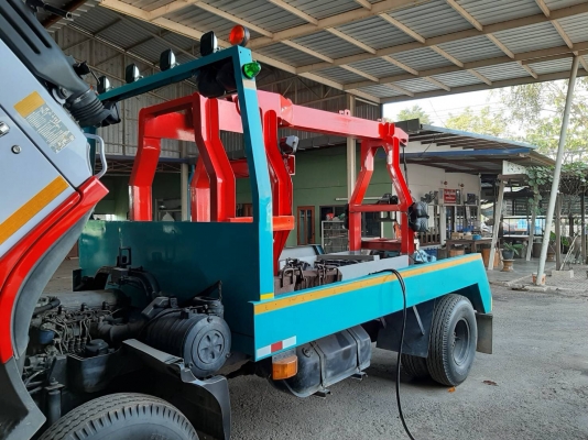 อุปกรณ์ยกรถ พร้อมถาดและวิ้นครบชุด ติดต่อ 089-5367218. 081-4252943