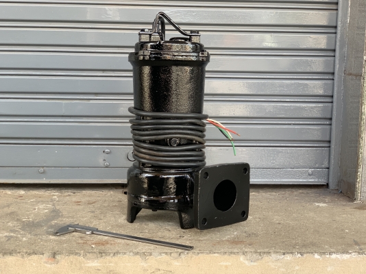 ขายไดโว่สูบน้ำ Shinmaywa 2HP. 380V made in Japan ใบดูดโคลน สภาพสวยเดิมๆ หมุนนิ่ม(ทำสีใหม่) พร้อมใช้งาน ราคา 6,800 บาท