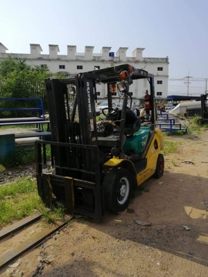 ขายเหมาโฟล์ลิฟต์12คัน ขายเหมาโฟล์ลิฟต์12คัน