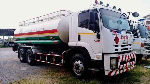 ⭐⭐⭐รถบรรทุกน้ำมัน2เพลา ถังจุ 18,000ลิตรโหลดล่าง4ช่อง Isuzu FVM34ปี54เกียร ZF พร้อมใช้งาน