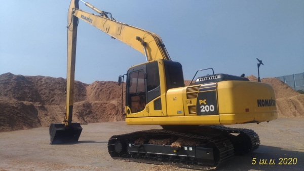 KOMATSU PC200-8 บูมยาวเอกสารอินวอย มี3คันๆละ1,000,000 คอมนอกคันละ20,000