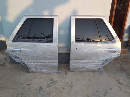 ประตูคู่หลัง isuzu mu wizard คู่ละ 6000 บาท