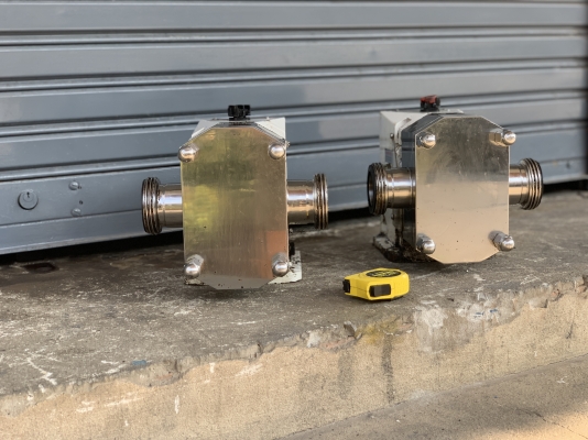 ขายหัวปั๊มดูดของเหนียวหัวสแตนเลส 316L Inoxpa pump ขนาดท่อ 2นิ้ว Made in Spain ใช้ในงานผลิตอาหาร สภาพสวย หมุนนิ่ม พร้อมใช้งาน อุปกรณ์ครบ มี 2ตัวครับ ราคาตัวละ 8,000 บาท ขายหัวปั๊มดูดของเหนียวหัวสแตนเลส 316L Inoxpa pump ขนาดท่อ 2นิ้ว Made in Spain ใช้ในงานผลิตอาหาร สภาพสวย หมุนนิ่ม พร้อมใช้งาน อุปกรณ์ครบ มี 2ตัวครับ ราคาตัวละ 8,000 บาท