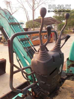 ขายรถขุดIHI-30JX เครื่องยนต์isuzu-3LB1, คอนโทรลน้ำมัน, ปั๊มนิ้ว, มีลายเจาะ, แทรคยาง, ใบมีด, รถเดิมๆเ
