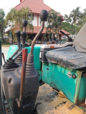 ขายรถขุดIHI-30JX เครื่องยนต์isuzu-3LB1, คอนโทรลน้ำมัน, ปั๊มนิ้ว, มีลายเจาะ, แทรคยาง, ใบมีด, รถเดิมๆเ