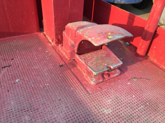 รถกระเช้าสูง 3เมตร AICHI รุ่น SV030 ระบบแบตเตอรี่ แบตดี ระบบทำงานดี รถกระเช้าสูง 3เมตร AICHI รุ่น SV030 ระบบแบตเตอรี่ แบตดี ระบบทำงานดี