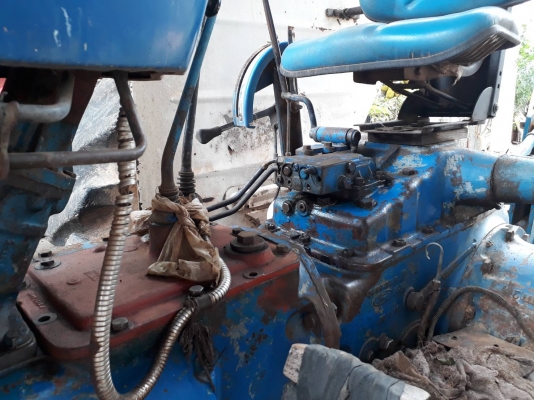 ขาย รถไถ FORD 6600 T3 มีเล่มทะเบียนครบ อุปกรณ์มีใบดันหน้า และหาง 6 ขาย รถไถ FORD 6600 T3 มีเล่มทะเบียนครบ อุปกรณ์มีใบดันหน้า และหาง 6