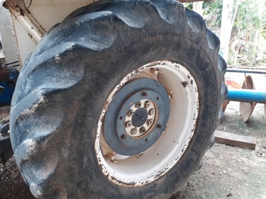 ขาย รถไถ FORD 6600 T3 มีเล่มทะเบียนครบ อุปกรณ์มีใบดันหน้า และหาง 6 ขาย รถไถ FORD 6600 T3 มีเล่มทะเบียนครบ อุปกรณ์มีใบดันหน้า และหาง 6