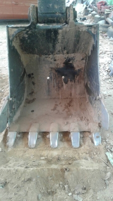 ขายรถแบคโฮ KOBELCO YN11 สภาพพร้อมไช้เอกสารอินวิย ขายรถแบคโฮ KOBELCO YN11 สภาพพร้อมไช้เอกสารอินวิย