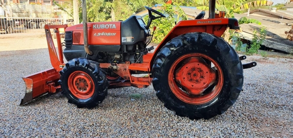 ขายรถไถ KUBOTA L3408 DI เครื่องไดเร็กฯ พร้อมดันหน้า ระบบสมบูรณ์ พร้อมใช้งาน ราคา 148,000 ร้านสามย่าน ขายรถไถ KUBOTA L3408 DI เครื่องไดเร็กฯ พร้อมดันหน้า ระบบสมบูรณ์ พร้อมใช้งาน ราคา 148,000 ร้านสามย่าน