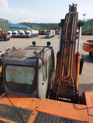 HITCHI ZX200-1 เอกสารเล่มทะเบียน มีหลายคันให้เลือกสภาพสวยพร้อมใช้ คอมนอกคันละ10,000 HITCHI ZX200-1 เอกสารเล่มทะเบียน มีหลายคันให้เลือกสภาพสวยพร้อมใช้ คอมนอกคันละ10,000