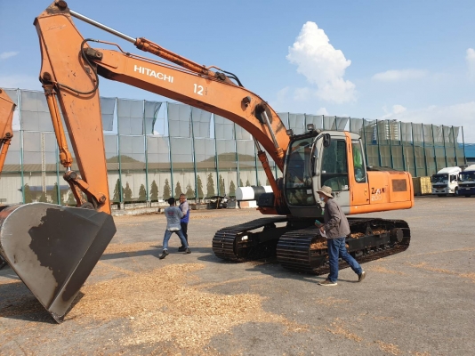 HITCHI ZX200-1 เอกสารเล่มทะเบียน มีหลายคันให้เลือกสภาพสวยพร้อมใช้ คอมนอกคันละ10,000 HITCHI ZX200-1 เอกสารเล่มทะเบียน มีหลายคันให้เลือกสภาพสวยพร้อมใช้ คอมนอกคันละ10,000