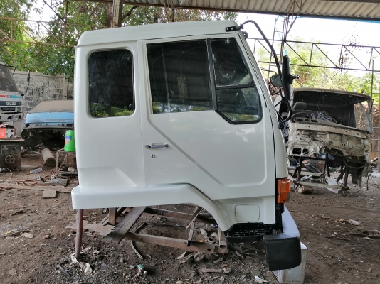 ขายหัว Mitsubishi FN527 เฉินหลง สี ใหม่บางๆสวยๆอุปกรณ์ครบ ขาหน้า ขาหลัง กันชน ตีนเบรคทิฟฟี่ ตู้แอร์ ราคาถูก นิวัฒน์ยนต์ 086-3764064/085-5085008 ขายหัว Mitsubishi FN527 เฉินหลง สี ใหม่บางๆสวยๆอุปกรณ์ครบ ขาหน้า ขาหลัง กันชน ตีนเบรคทิฟฟี่ ตู้แอร์ ราคาถูก นิวัฒน์ยนต์ 086-3764064/085-5085008