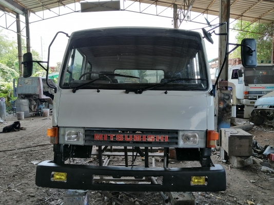 ขายหัว Mitsubishi  FN527 เฉินหลง สี ใหม่บางๆสวยๆอุปกรณ์ครบ ขาหน้า ขาหลัง กันชน ตีนเบรคทิฟฟี่ ตู้แอร์ ราคาถูก นิวัฒน์ยนต์ 086-3764064/085-5085008