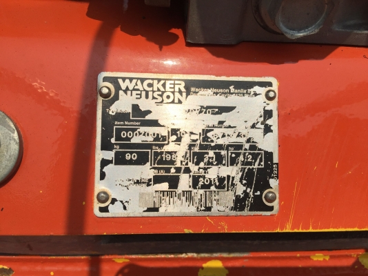 เครื่องตบดิน WACKER รุ่น VPY70 ดีเซล