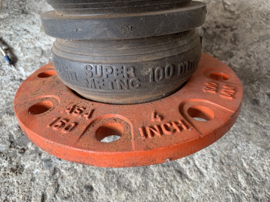 ขายข้อต่อยางกันสะบัด Mason super Flex 4นิ้ว made in USA. ของใหม่เก่าเก็บ พร้อมใช้งาน มีหลายตัวครับ ราคาตัวละ 1,400 บาท ขายข้อต่อยางกันสะบัด Mason super Flex 4นิ้ว made in USA. ของใหม่เก่าเก็บ พร้อมใช้งาน มีหลายตัวครับ ราคาตัวละ 1,400 บาท