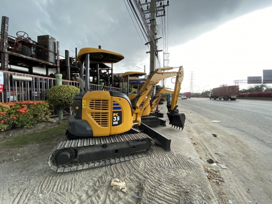 รถขุดเล็ก Komatsu PC35 MR-2 LC บูมยาวพิเศษครับ สนใจติดต่อ 0874880101
