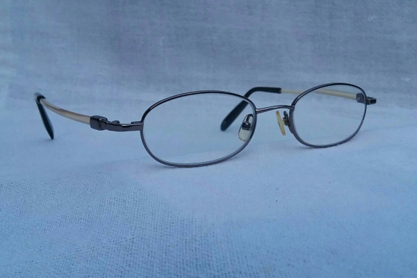 แว่นสายตาเจแปนิสแฮนด์เมดทศวรรษที่ 2010's เลนส์มัลติโค้ท คุณภาพสูง ใสปิ๊ง ค่าสายตา +150 สภาพเทพ / ใช้งานอย่างทนุถนอม ราคาพิเศษ Authentic REALM handmade in Japan แว่นสายตาเจแปนิสแฮนด์เมดทศวรรษที่ 2010's เลนส์มัลติโค้ท คุณภาพสูง ใสปิ๊ง ค่าสายตา +150 สภาพเทพ / ใช้งานอย่างทนุถนอม ราคาพิเศษ Authentic REALM handmade in Japan