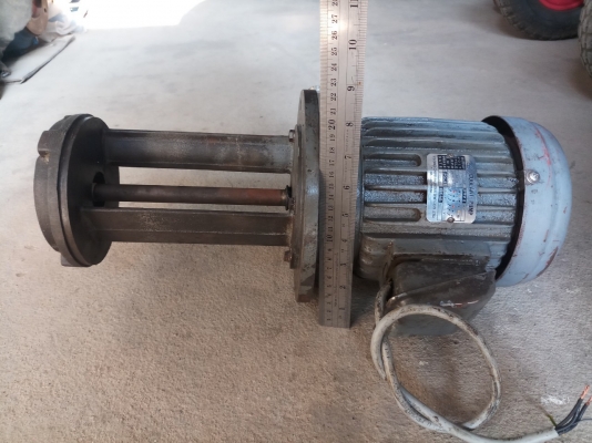 coolant pump ขนาด ครึ่งแรง สามเฟส ความเร็วรอบ 2850 rpm สภาพดี ใช้งานได้ปกติ coolant pump ขนาด ครึ่งแรง สามเฟส ความเร็วรอบ 2850 rpm สภาพดี ใช้งานได้ปกติ