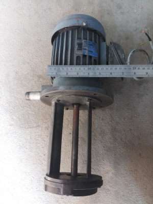 coolant pump ขนาด ครึ่งแรง สามเฟส ความเร็วรอบ 2850 rpm สภาพดี ใช้งานได้ปกติ coolant pump ขนาด ครึ่งแรง สามเฟส ความเร็วรอบ 2850 rpm สภาพดี ใช้งานได้ปกติ