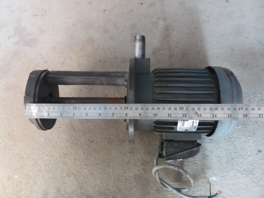 coolant pump ขนาด ครึ่งแรง สามเฟส ความเร็วรอบ 2850 rpm สภาพดี ใช้งานได้ปกติ coolant pump ขนาด ครึ่งแรง สามเฟส ความเร็วรอบ 2850 rpm สภาพดี ใช้งานได้ปกติ