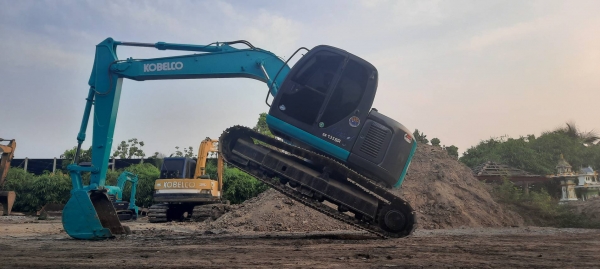 Kobelco SK135 YY01ไฟฟ้าครบ แอร์เย็น เอวแน่น ช่วงล่างเต็มเอกสารเล่มทะเบียน เจ้าของขายเอง Kobelco SK135 YY01ไฟฟ้าครบ แอร์เย็น เอวแน่น ช่วงล่างเต็มเอกสารเล่มทะเบียน เจ้าของขายเอง