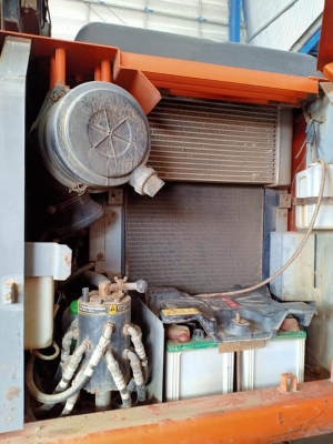 ขายHITACH ZX120-1 เก่าใน  สภาพสวย แทรคใหญ่  มีลายแย๊กเอกสารเล่มทะเบียนเอกสารเล่มทะเบียน โทร 089-3818694 จ๊อย