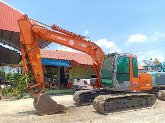 ขายHITACH ZX120-1 เก่าใน  สภาพสวย แทรคใหญ่  มีลายแย๊กเอกสารเล่มทะเบียนเอกสารเล่มทะเบียน โทร 089-3818694 จ๊อย