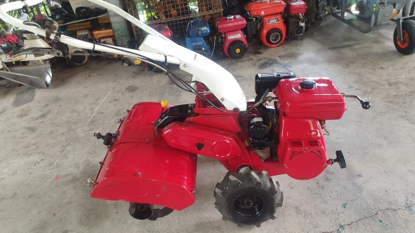 รถพรวนดิน