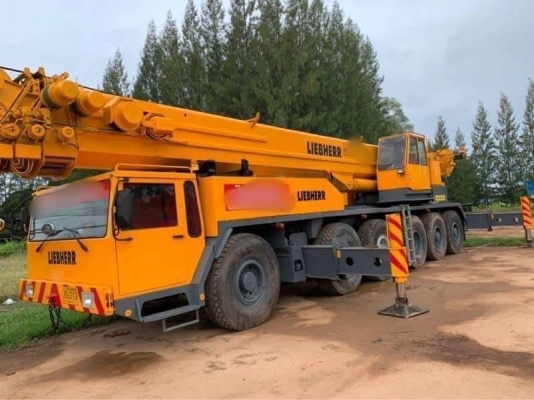 ขาย 8,800,000 บาท เครน LIEBHERR 140 ตัน LTM1140 จดทะเบียนปี 57 สภาพพร้อมใช้ เอกสารเล่มทะเบียน สนใจดู