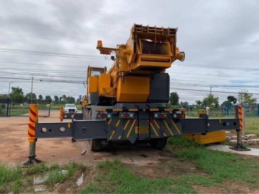 ขาย 8,800,000 บาท เครน LIEBHERR 140 ตัน LTM1140 จดทะเบียนปี 57 สภาพพร้อมใช้ เอกสารเล่มทะเบียน สนใจดู