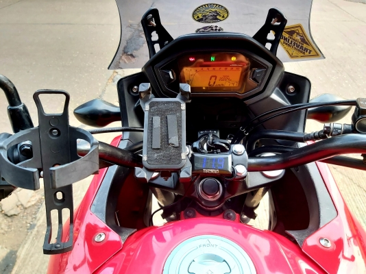 ขาย HONDA CB500X ปี2015 เดิมๆ มีกล่องหลัง เเคชบาร์ ที่จับโทรศัพท์ ที่จับขวดน้ำ วัดโวลท์แบต เครื่องดี ขาย HONDA CB500X ปี2015 เดิมๆ มีกล่องหลัง เเคชบาร์ ที่จับโทรศัพท์ ที่จับขวดน้ำ วัดโวลท์แบต เครื่องดี