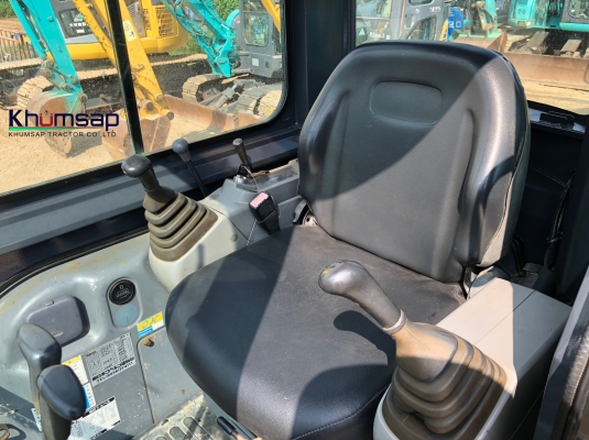 ขายรถขุด รถแบคโฮ SK30SR-3 โกเบ ตู้เก๋งรถสวยพร้อมใช้งาน โทร 081-8581834 แบงค์