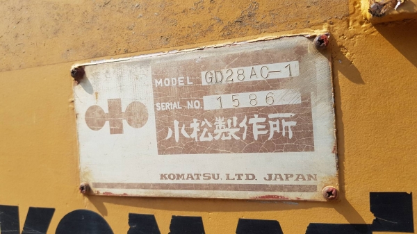 ขายรถเกรด KOMATSU GD28A-1 เอวอ่อน อินวอย ขายรถเกรด KOMATSU GD28A-1 เอวอ่อน อินวอย