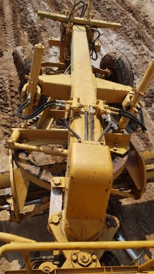 ขายรถเกรด KOMATSU GD28A-1 เอวอ่อน อินวอย ขายรถเกรด KOMATSU GD28A-1 เอวอ่อน อินวอย