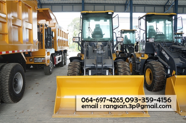 ขายรถตักล้องยาง บุ้งกี๋ 1 คิว XCMG รุ่น LW180K สำหรับร้านค้าวัสดุ