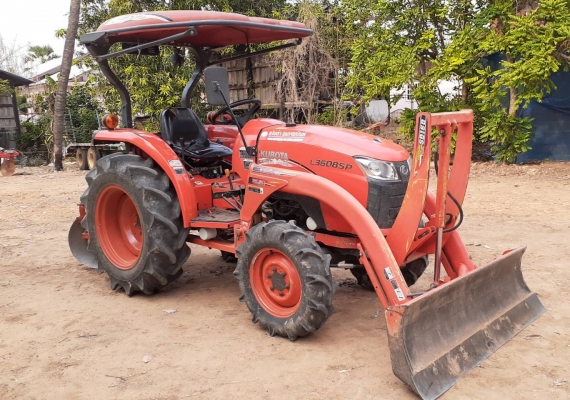 คูโบต้า L3608SP 36แรงปี2557 เล่มพร้อมครับ คูโบต้า L3608SP 36แรงปี2557 เล่มพร้อมครับ