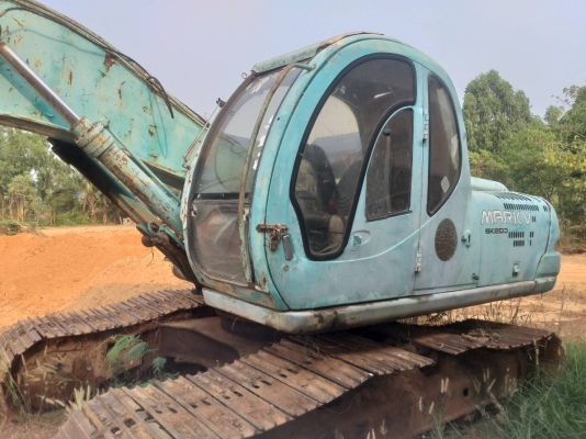 ขายด่วน KOBELCO SK200 MART 5 เครื่องปั้มดี ไฟฟ้าอยู่ครบ เฟรมสวย พร้อมบูมยาวอีก1ชุด เอกสารสัญญาซื้อขาย  สนใจสอบถาม 093 0764943 K ตั้ม