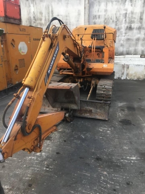 ขายแบคโฮมือสองจากญี่ปุ่น สภาพเดิมๆแสวยๆ พร้อมใช้งาน ราคาไม่แรง