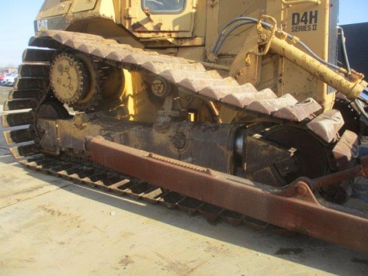 ขาย D4H Year 1991เก่านอกจากญี่ปุ่น สภาพพร้อมใช้ สนใจติดต่อ อำพล 090-9694506 / 080-3031241 ขาย D4H Year 1991เก่านอกจากญี่ปุ่น สภาพพร้อมใช้ สนใจติดต่อ อำพล 090-9694506 / 080-3031241