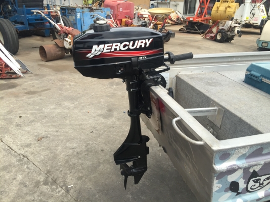 เรืออลูมิเนียม ท้องแบน กู้ภัยทหารญี่ปุ่น พร้อมเครื่อง MERCURY 2hp.