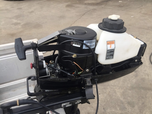 เรืออลูมิเนียม ท้องแบน กู้ภัยทหารญี่ปุ่น พร้อมเครื่อง MERCURY 2hp.