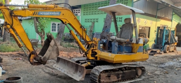 ขาย!! &gt;&gt;&gt; Komatsu PC20 รุ่น 5 รถใช้งานได้ ราคาเบาๆ &lt;&lt;&lt; เบอร์ติดต่อ 098-7155789 086-4631102