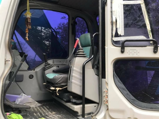 ⭐⭐⭐Kobelco 200-6 YN10 ใช้งาน 18,000ช.ม สวยมาก สีเดิม ไฟฟ้าครบเอวแน่น ช่วงล่างเต็ม เอกสารแจ้งจำหน่าย