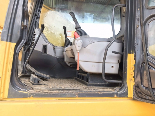 KOMATSU PC200-8 ปี2010 ไมล์11003ชม.เอกสารเล่มทะเบียน สภาพสวย KOMATSU PC200-8 ปี2010 ไมล์11003ชม.เอกสารเล่มทะเบียน สภาพสวย