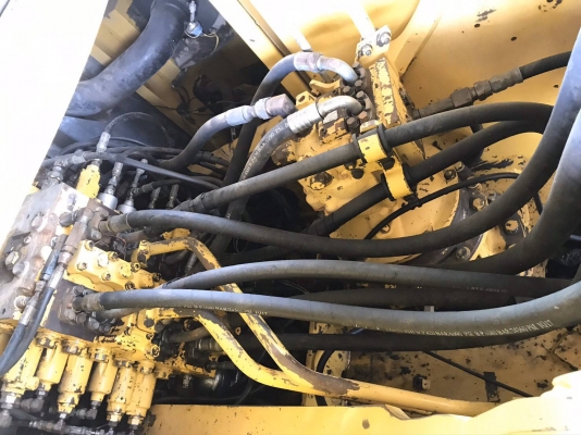 KOMATSU PC200-8 ปี11003ชม.เอกสารเล่มทะเบียนสภาพสวย