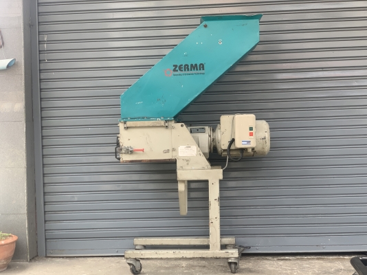 ขายเครื่องบด-โม่ อเนกประสงค์ ขนาดเล็ก Zerma มอเตอร์เกียร์ SEW 5HP. 380V สภาพสวย อุปกรณ์ครบ พร้อมใช้งาน ราคา 19,500 บาท