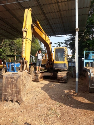 รถขุด KOMATSU PC120-3 รถพร้อมขุด