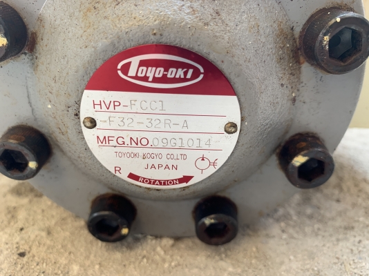 ขายมอเตอร์ปั๊มไฮโดรลิค 2ตอน Toyo-Oki 2HP. 380V made in Japan ขนาดท่อ 1นิ้ว สภาพสวยใหม่มาก หมุนนิ่ม พ
