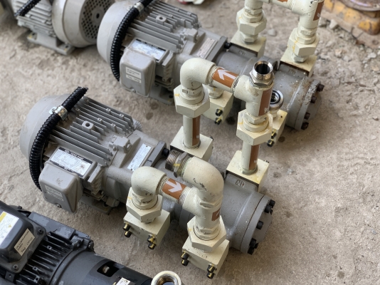 ขายมอเตอร์ปั๊มไฮโดรลิค 2ตอน Toyo-Oki 2HP. 380V made in Japan ขนาดท่อ 1นิ้ว สภาพสวยใหม่มาก หมุนนิ่ม พ ขายมอเตอร์ปั๊มไฮโดรลิค 2ตอน Toyo-Oki 2HP. 380V made in Japan ขนาดท่อ 1นิ้ว สภาพสวยใหม่มาก หมุนนิ่ม พ